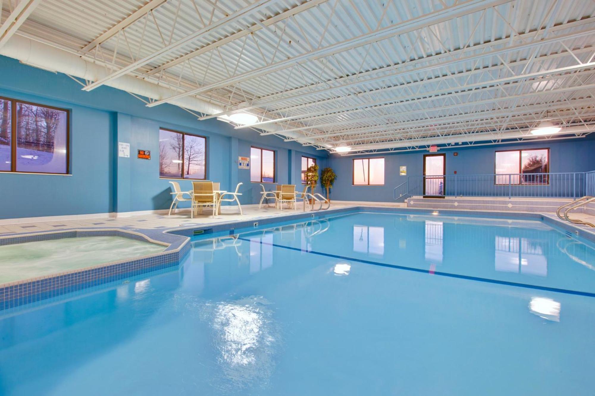 Holiday Inn Express Sault Ste Marie By Ihg Exterior foto